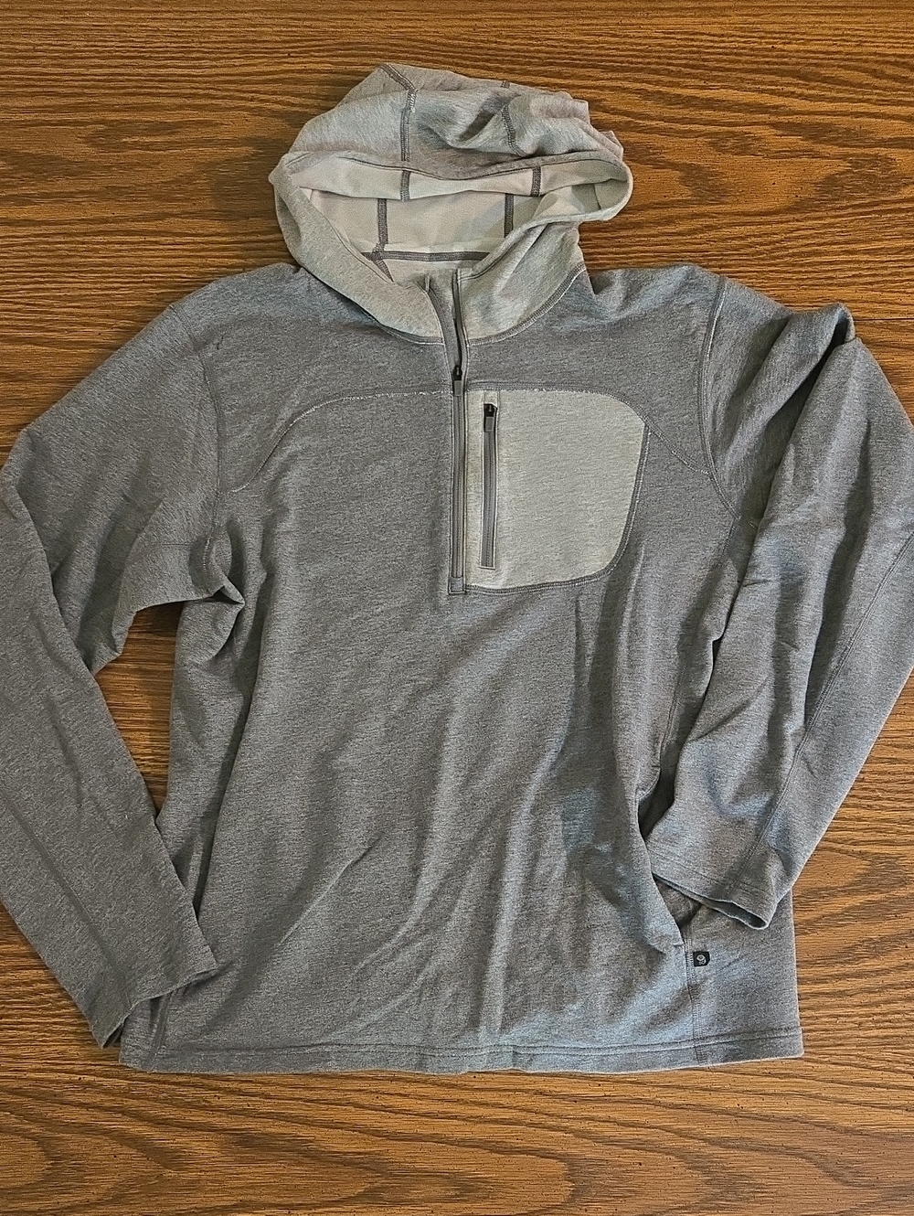 Women's Mountain Hardwear Gray Hooded Quarter-Zip Pullover Shirt